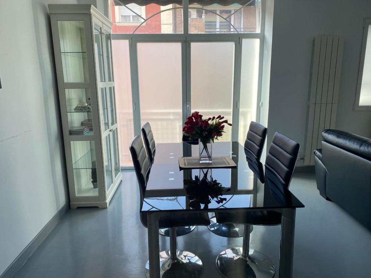 Apartamento En Madrid Rio Con Parking Gratuito المظهر الخارجي الصورة