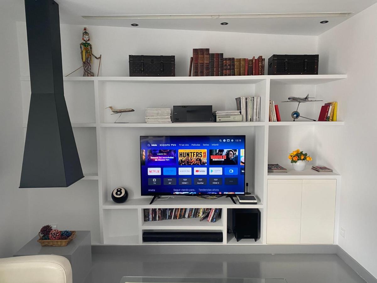 Apartamento En Madrid Rio Con Parking Gratuito المظهر الخارجي الصورة